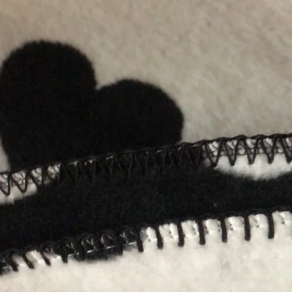 Docofil Black HEARTs Throw Blanket